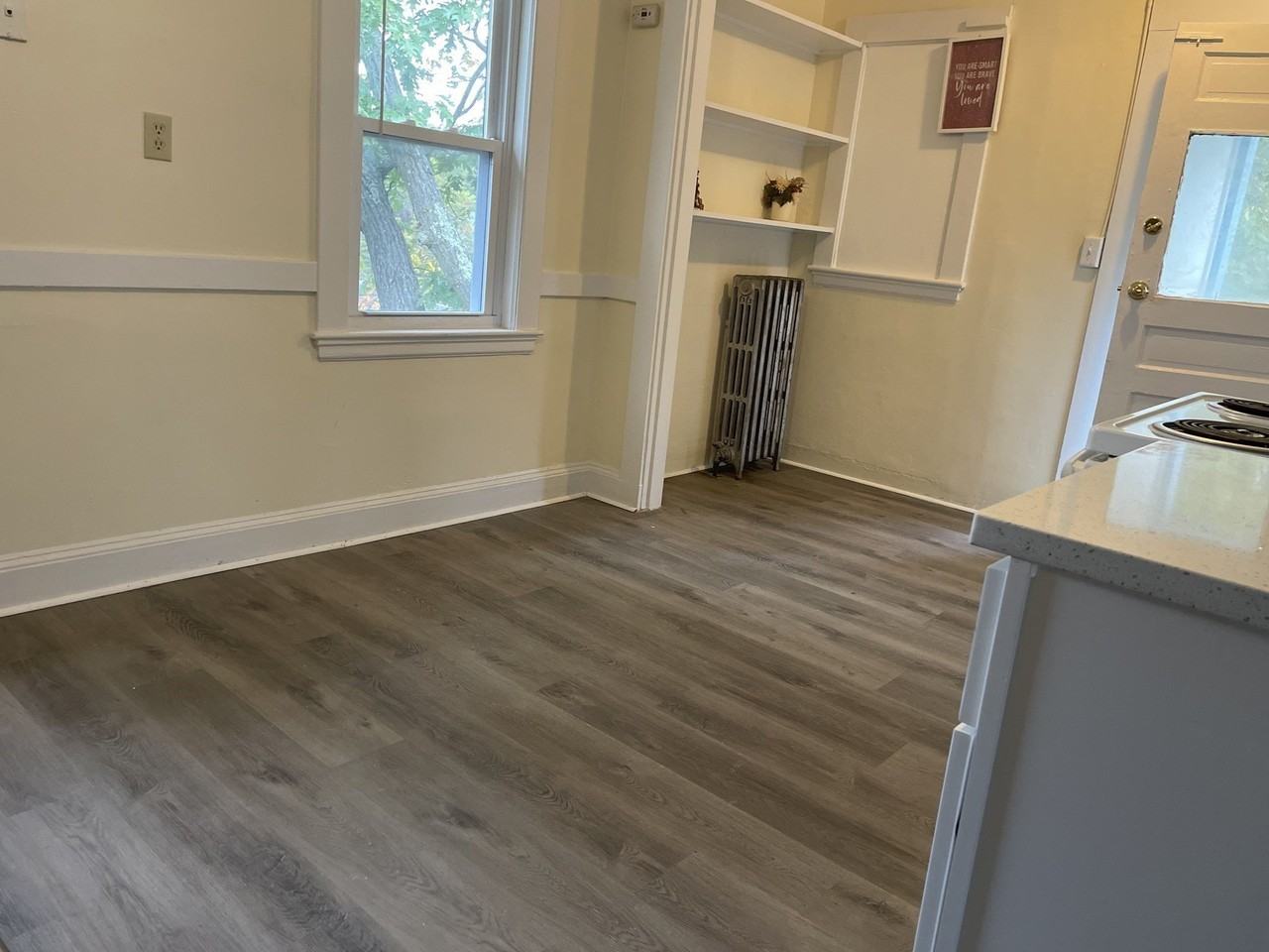 85 Town Hill St #85 - Photo 5 of 20