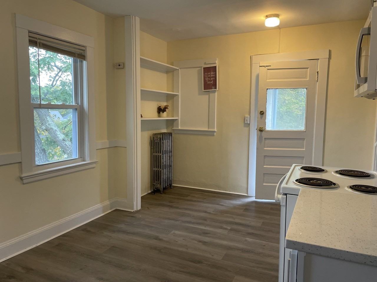 85 Town Hill St #85 - Photo 7 of 20