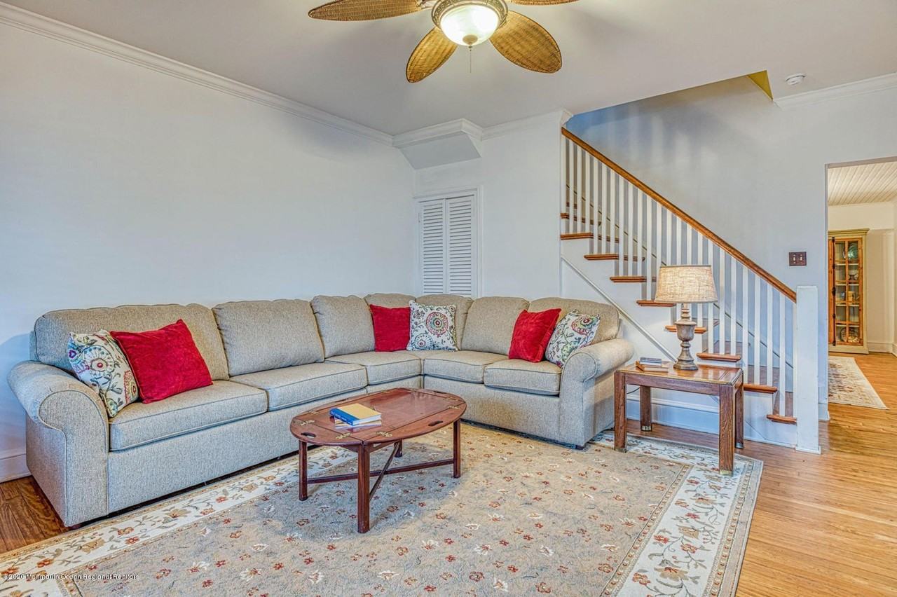 124 Main Ave - Photo 7 of 23