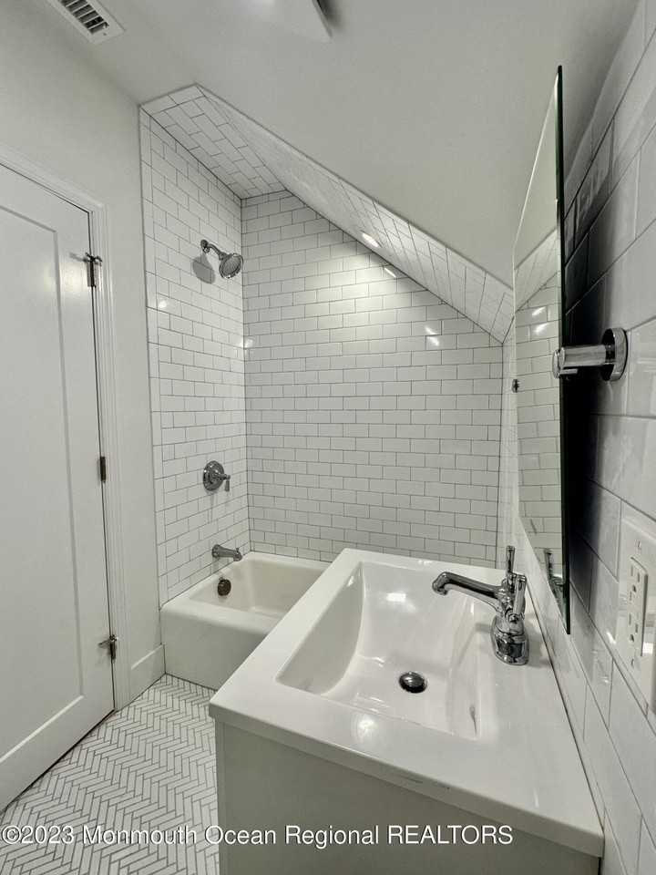 1000 Grand Ave #3 - Photo 3 of 16