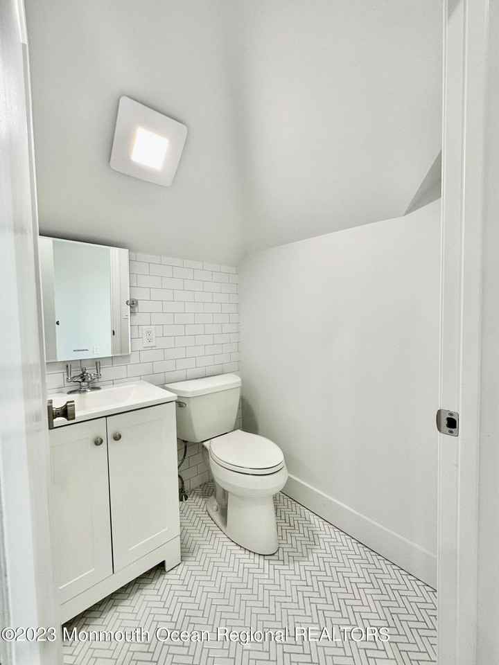 1000 Grand Ave #3 - Photo 4 of 16