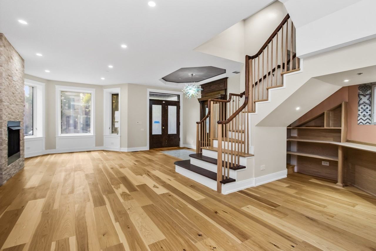 1230 W Newport Ave - Photo 6 of 30