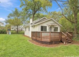 featured image of 338 E Lakeview Ave