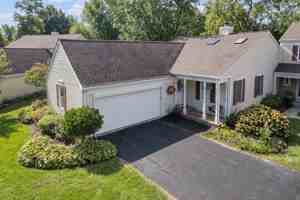featured image of 1069 Devonshire Ave #1069