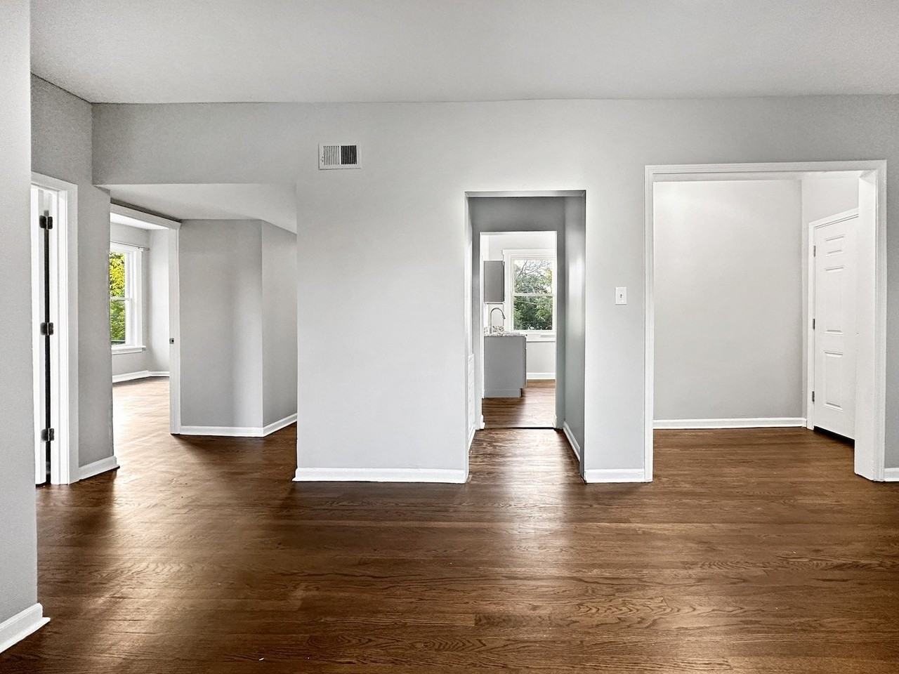 1840 W 65th St #2 - Photo 5 of 15