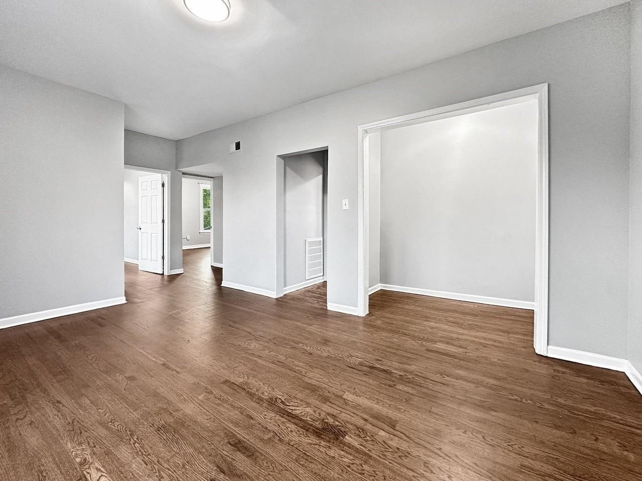 1840 W 65th St #2 - Photo 6 of 15