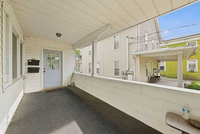 611 Webster St #B - Photo 2 of 12