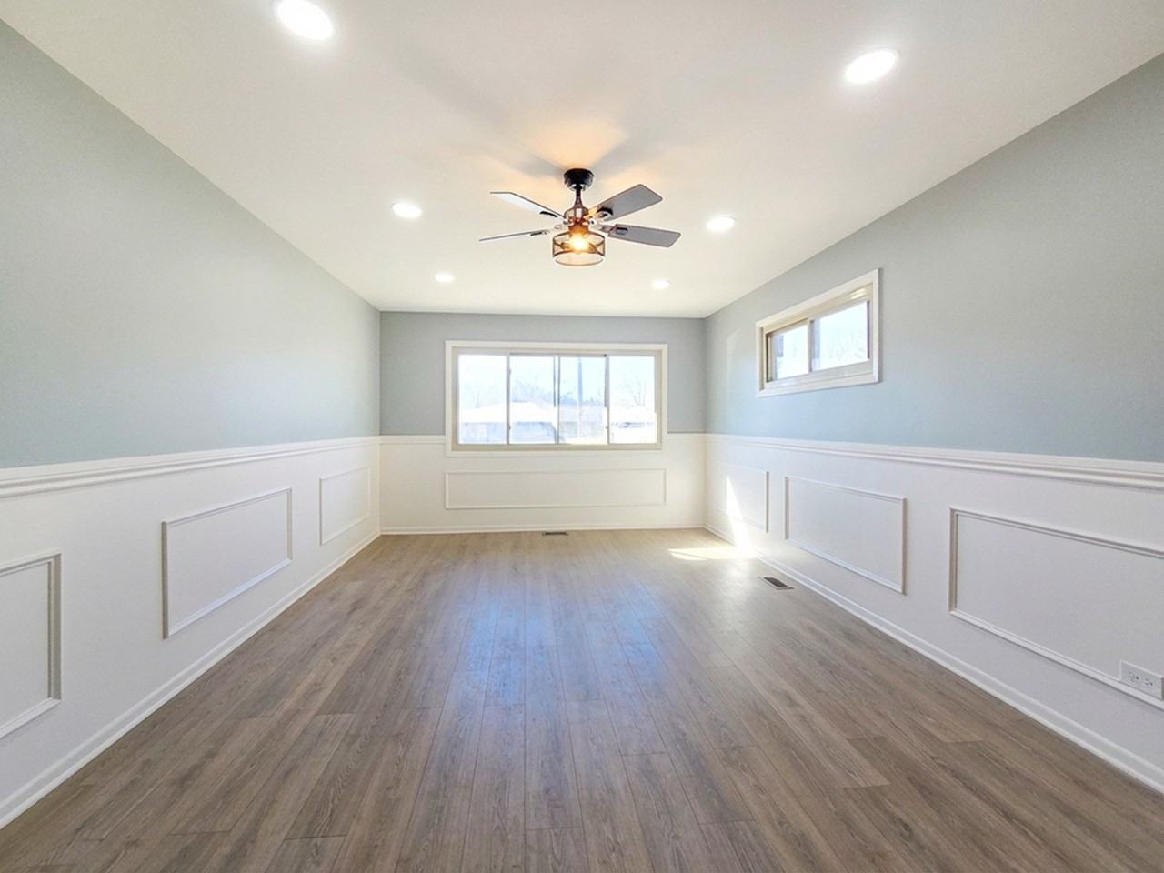 136 Virginia Ct - Photo 5 of 10