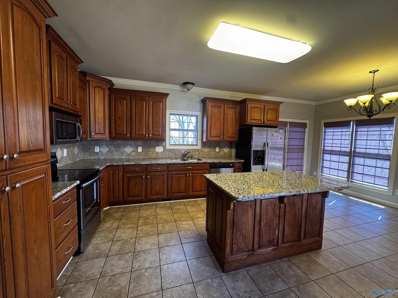 124 Lexi Ln - Photo 3 of 10
