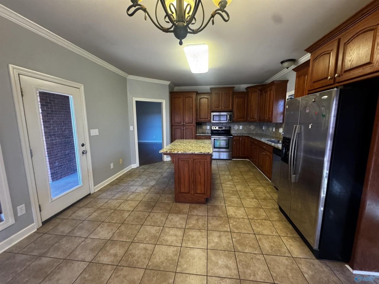 124 Lexi Ln - Photo 4 of 10