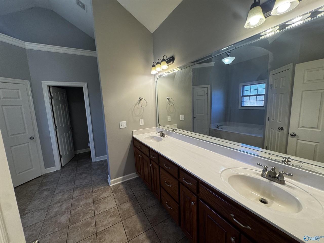 124 Lexi Ln - Photo 7 of 10