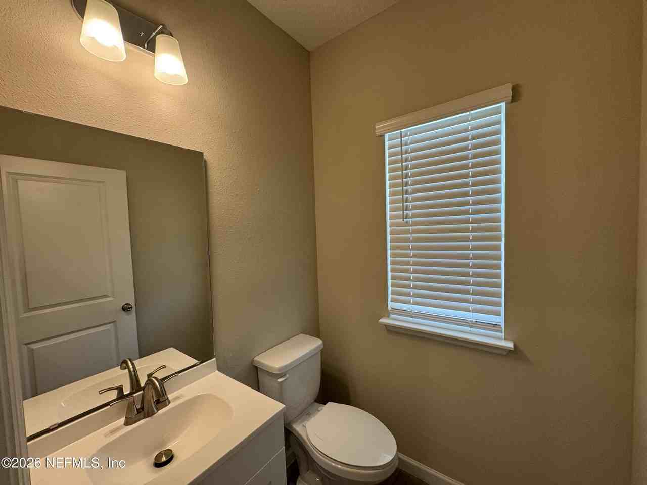 2149 Sequoia Ct - Photo 4 of 26