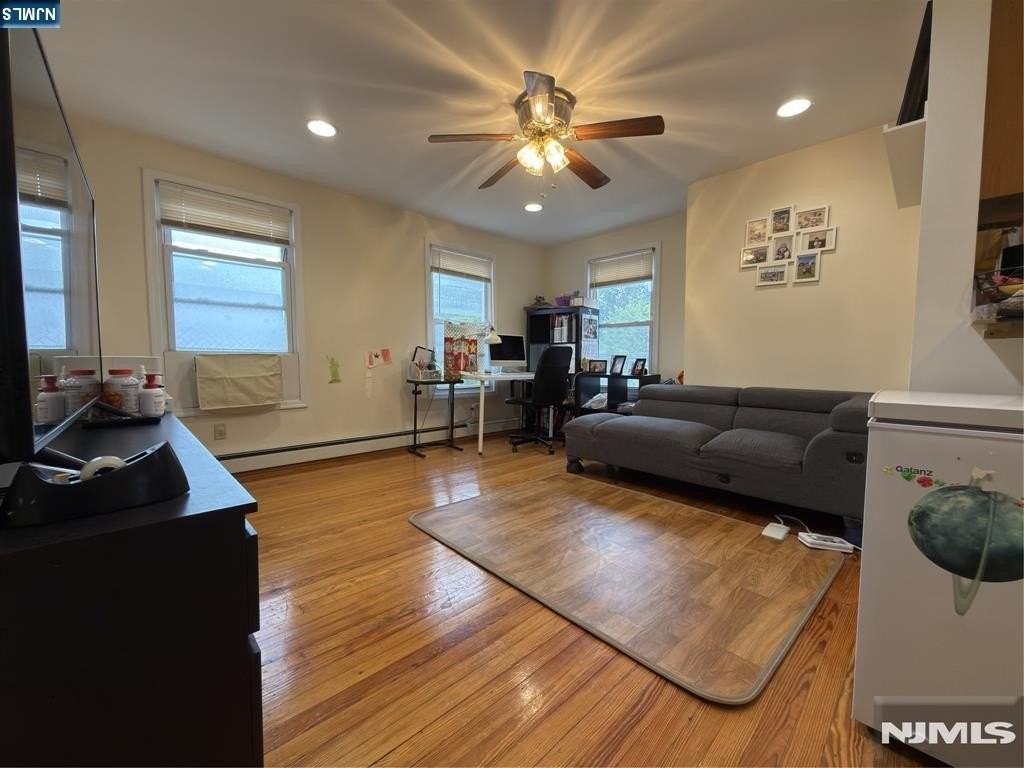 500 Jane St #2 - Photo 2 of 11