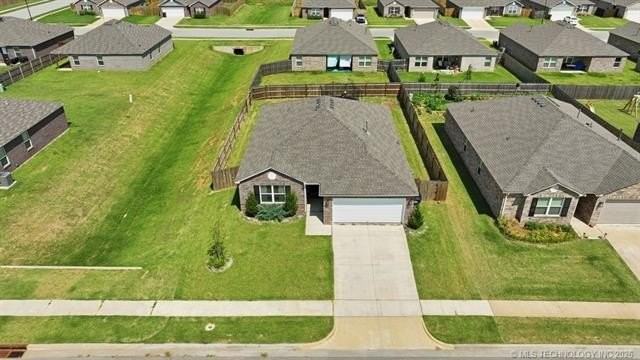 16219 S 87th East Ave - Photo 3 of 18