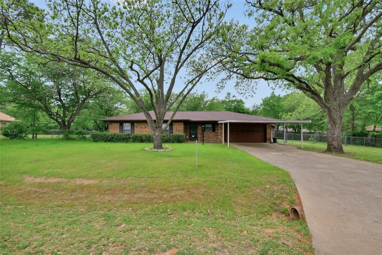 609 Cooper Ln - Photo 2 of 28