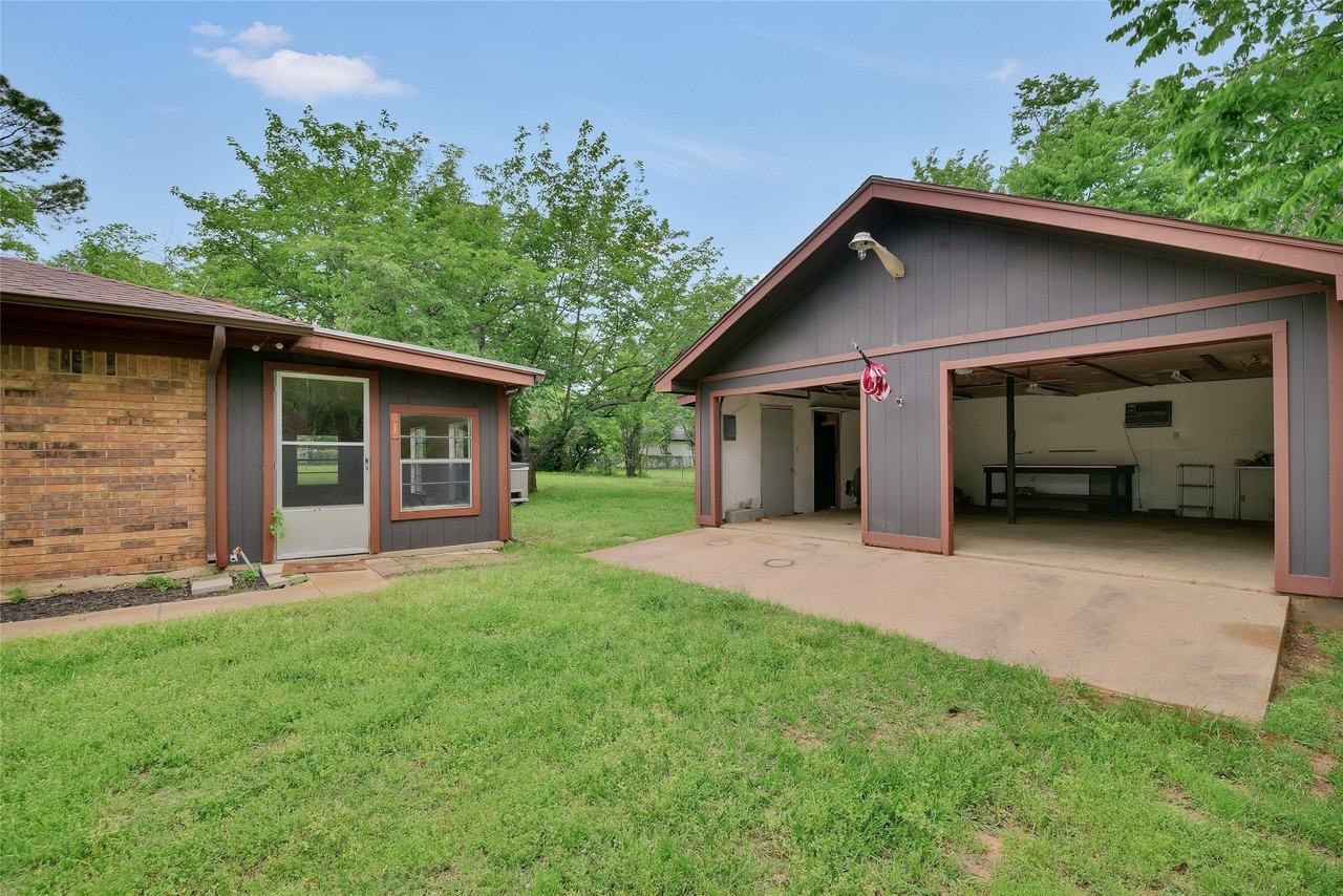 609 Cooper Ln - Photo 7 of 28