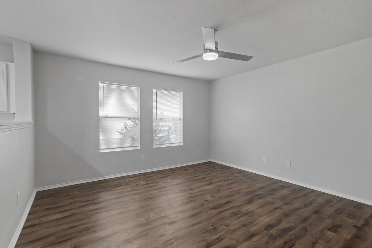 932 Poncho Ln - Photo 6 of 19