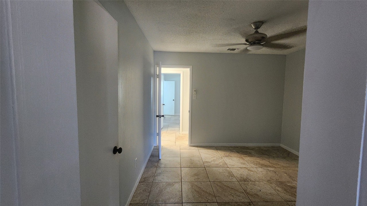 254 County Road 3225 - Photo 4 of 31