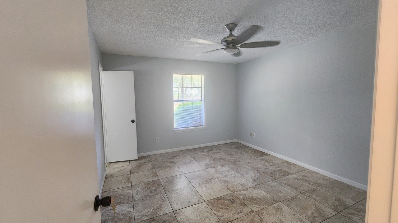 254 County Road 3225 - Photo 5 of 31