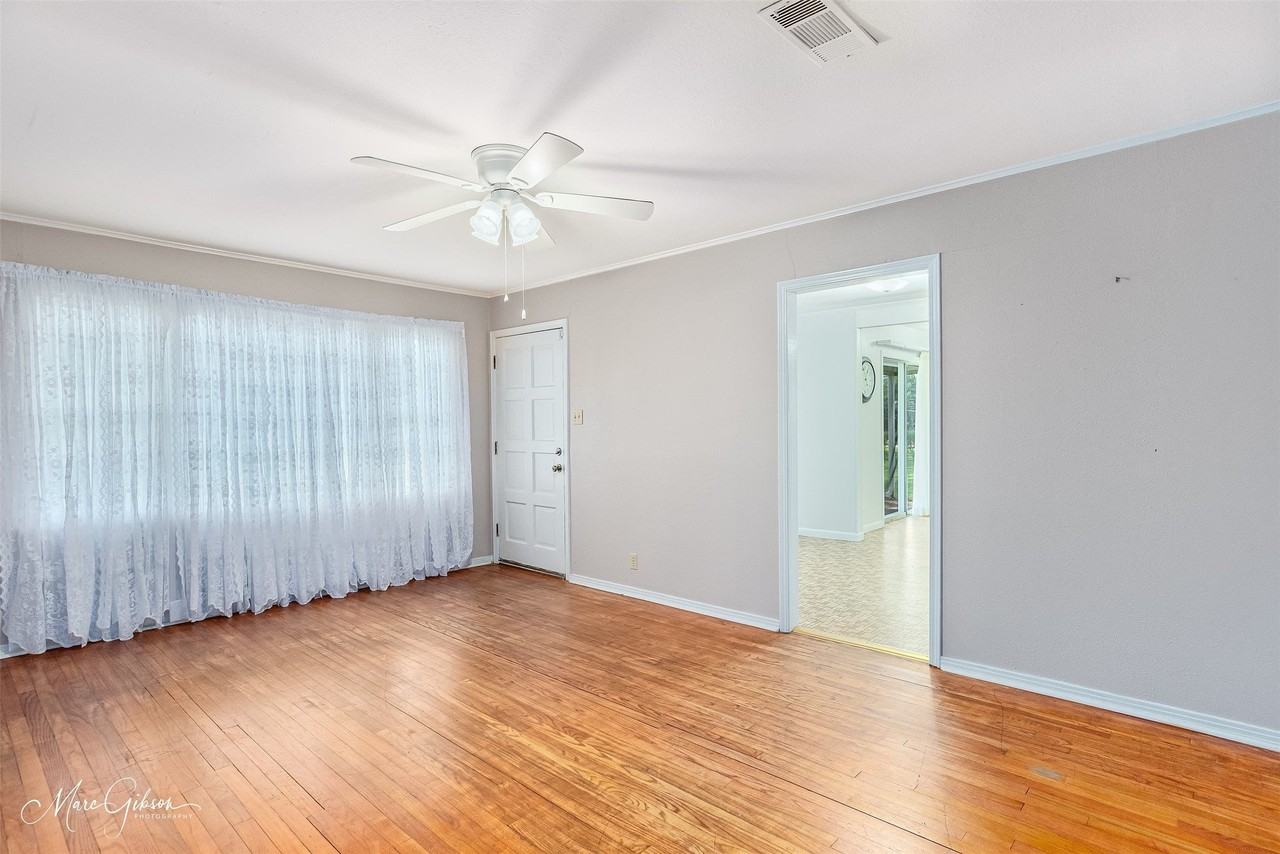 6426 Colquitt Rd - Photo 5 of 21