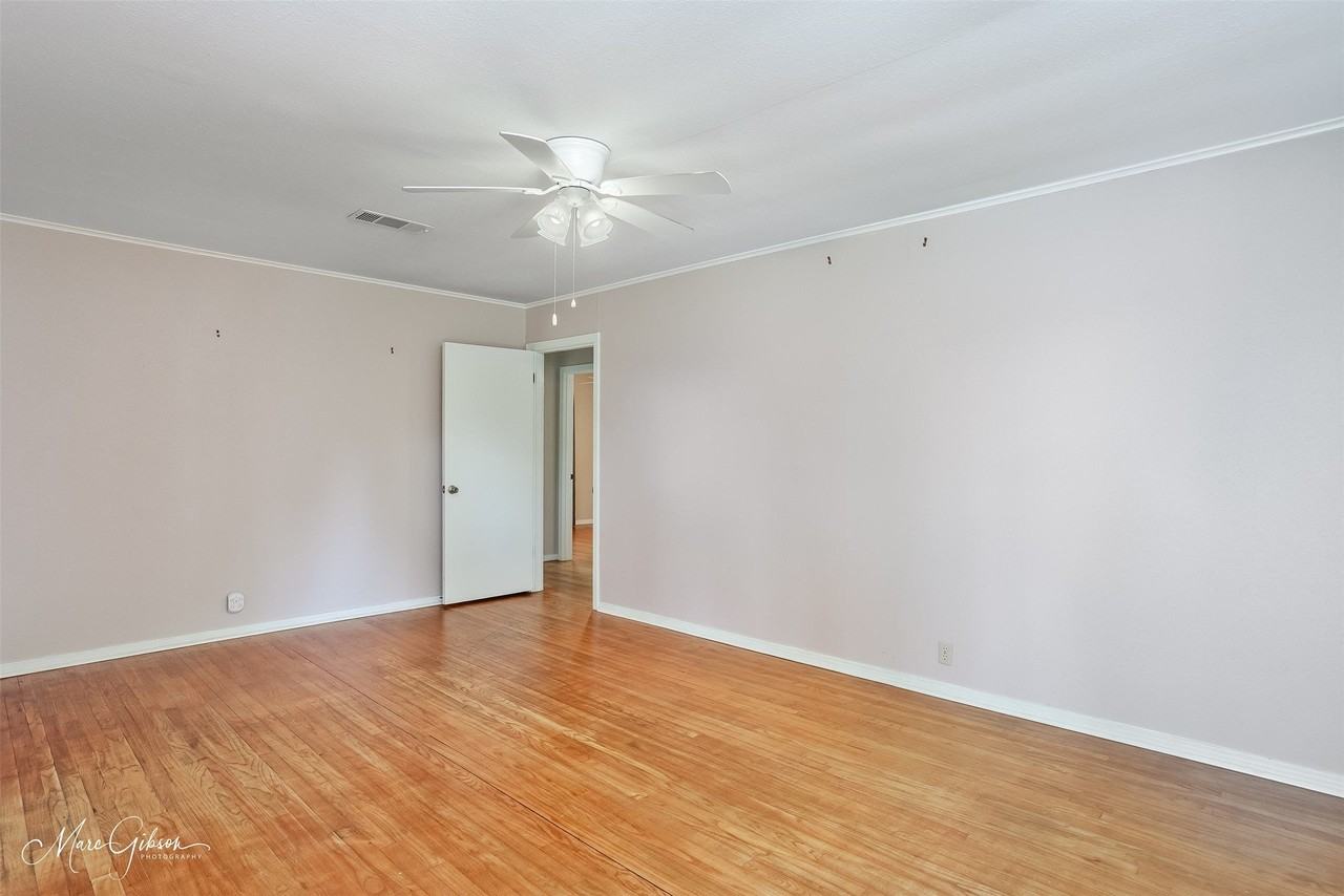 6426 Colquitt Rd - Photo 6 of 21