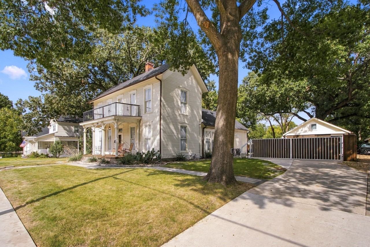 616 W Virginia St - Photo 3 of 37