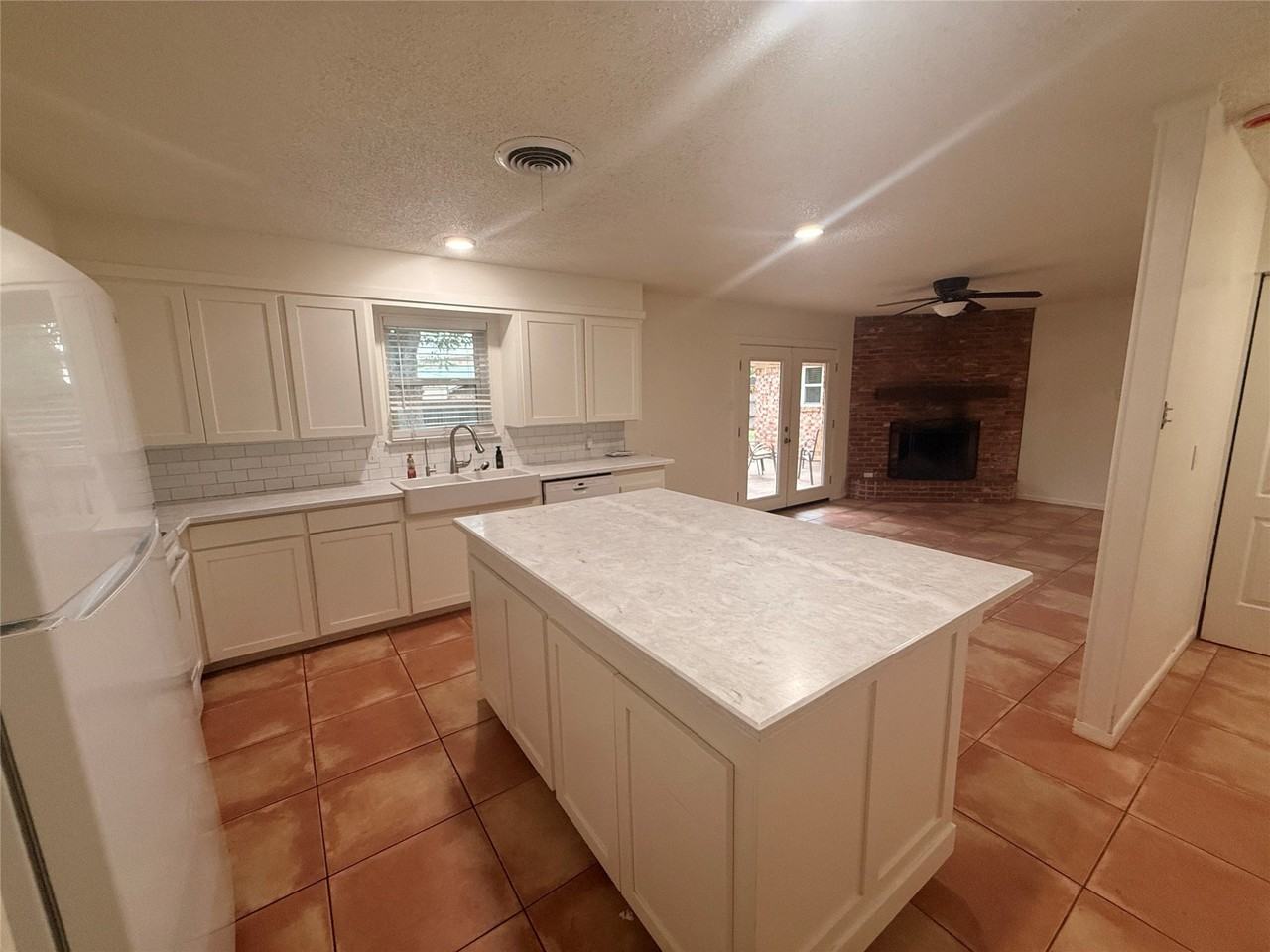 4134 Brook Hollow Dr - Photo 4 of 22