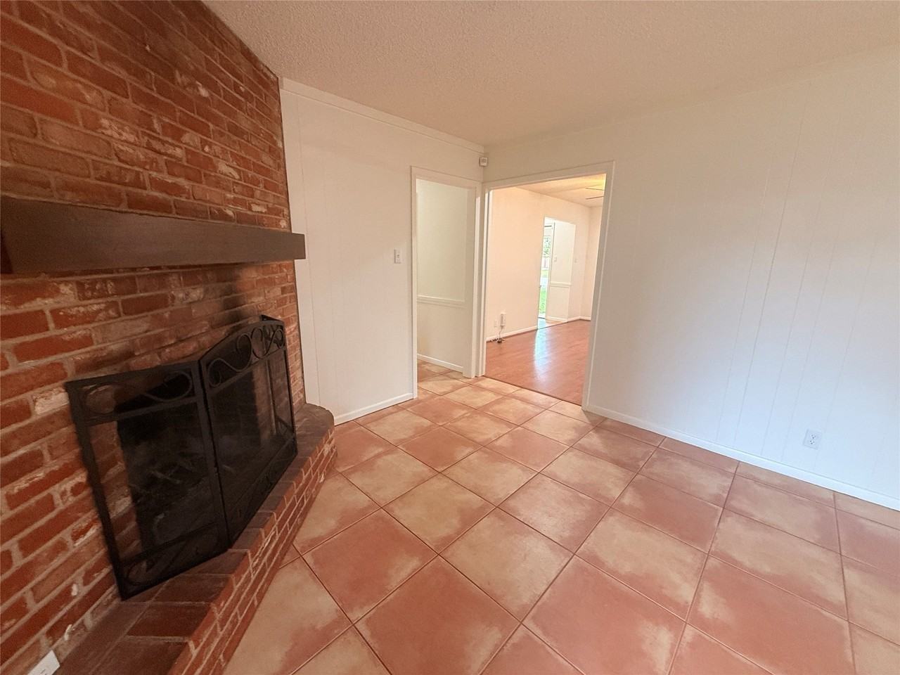 4134 Brook Hollow Dr - Photo 6 of 22