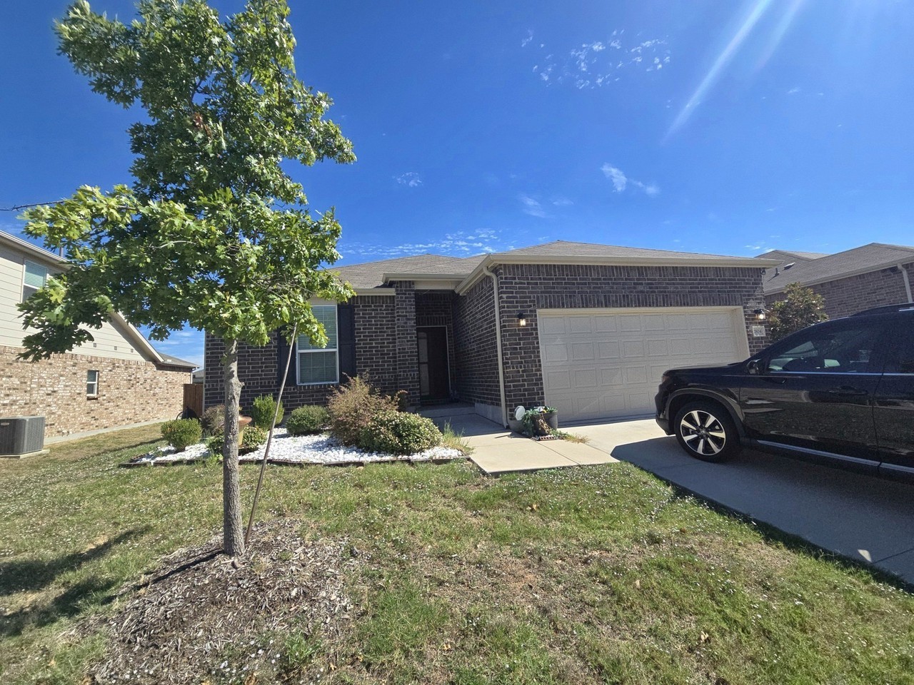 2804 Brisco Way - Photo 2 of 24