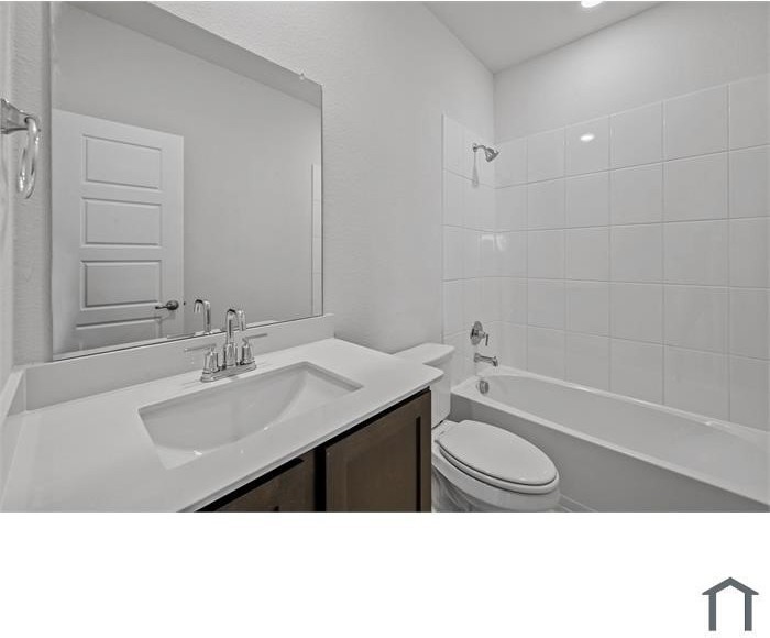 7420 Alfriston Pl - Photo 5 of 14