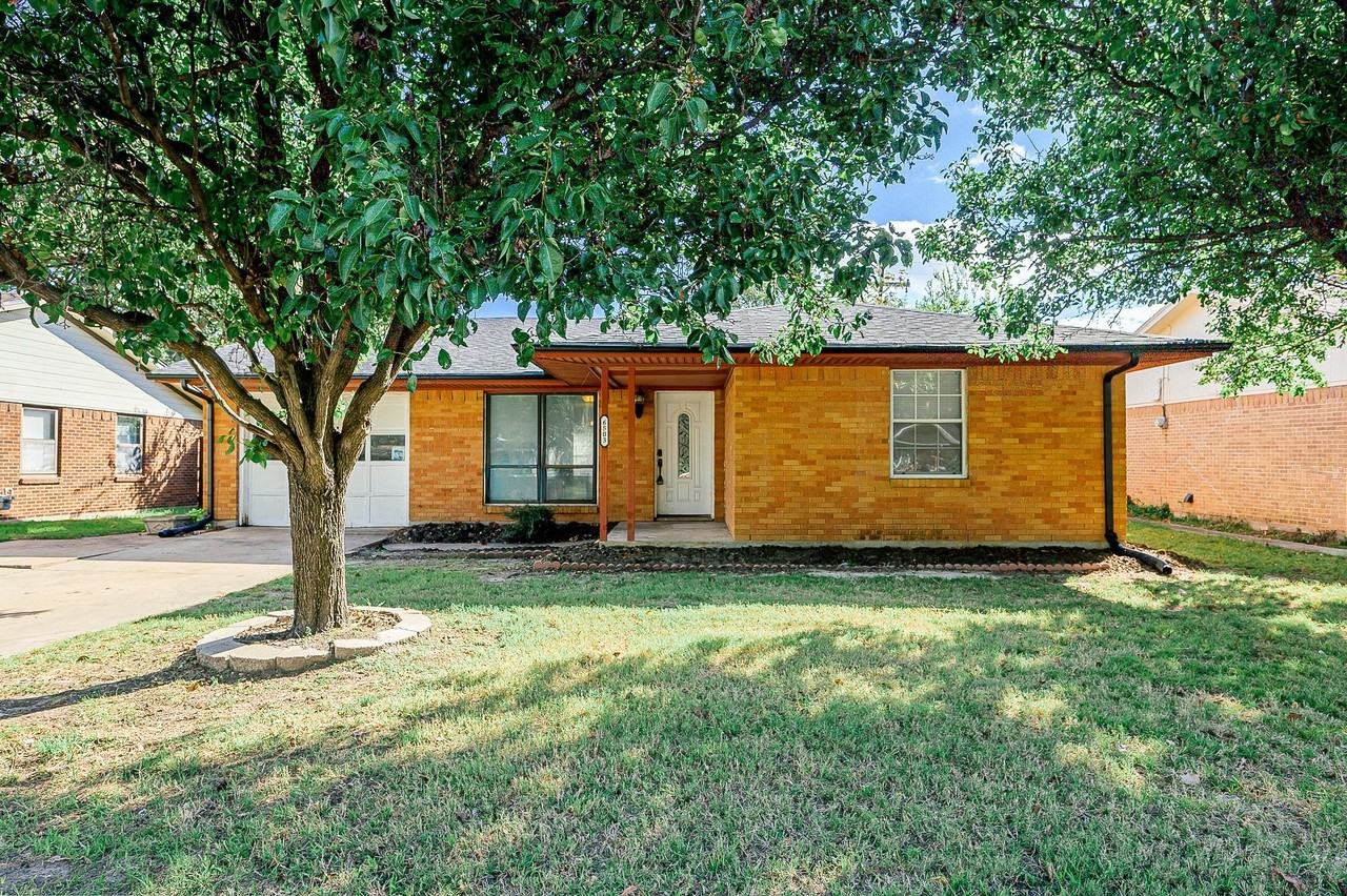 6503 Flamingo Rd - Photo 2 of 31