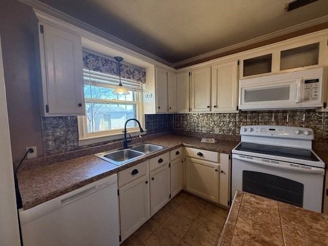 633 Woodlawn Dr - Photo 4 of 13