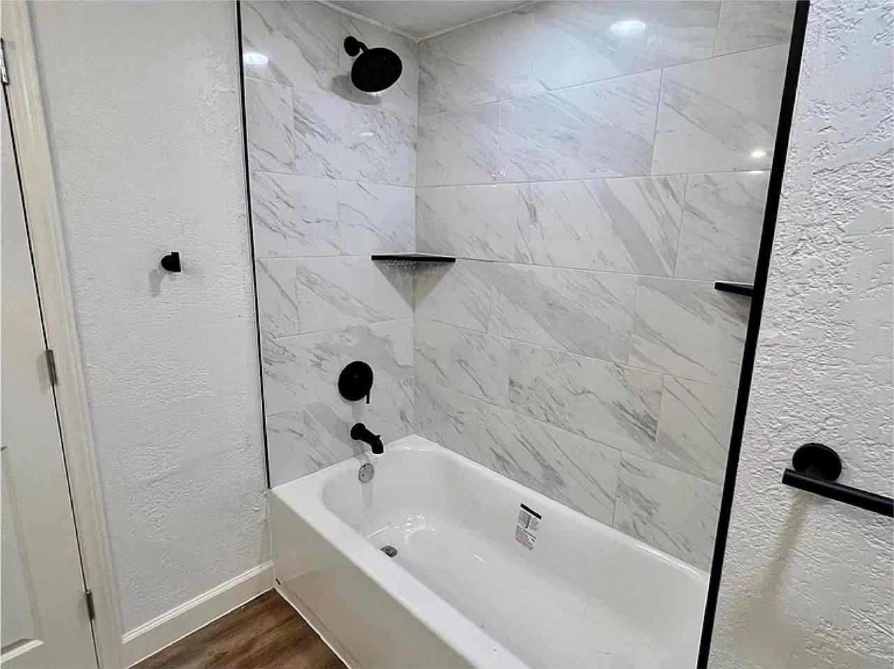 1019 N Chandler Dr #1017 - Photo 4 of 6