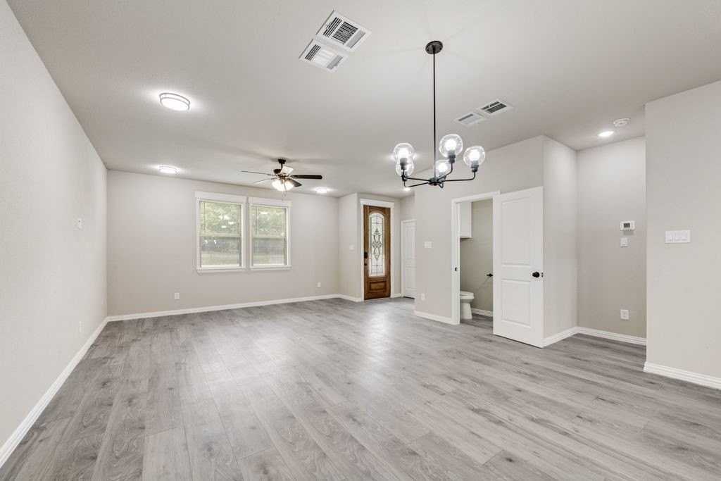 5612 Black Pine Cir - Photo 3 of 17