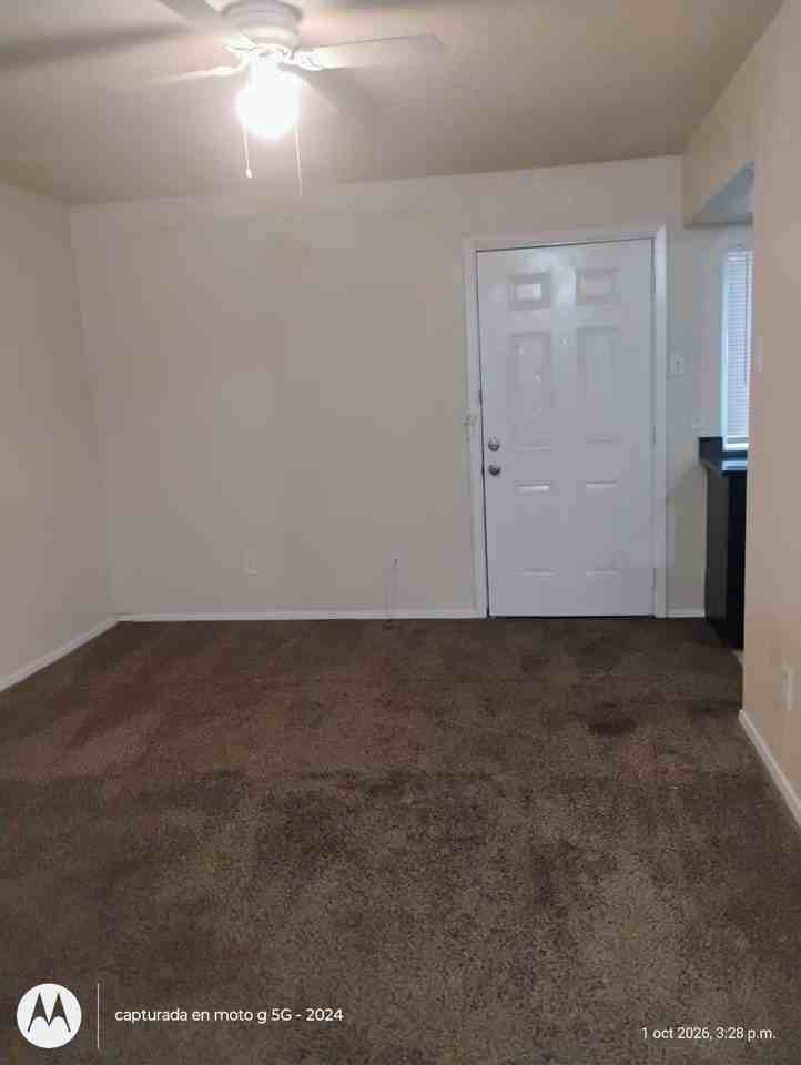 806 Northshore Dr - Photo 7 of 9
