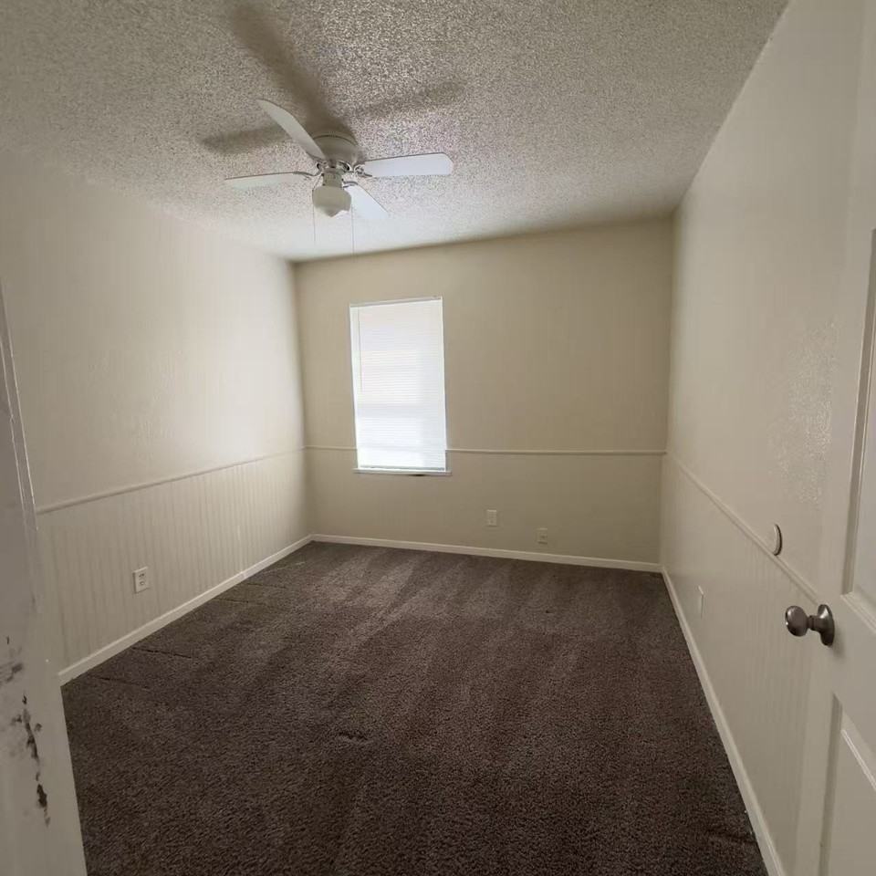 2913 Gardenia Dr - Photo 7 of 10