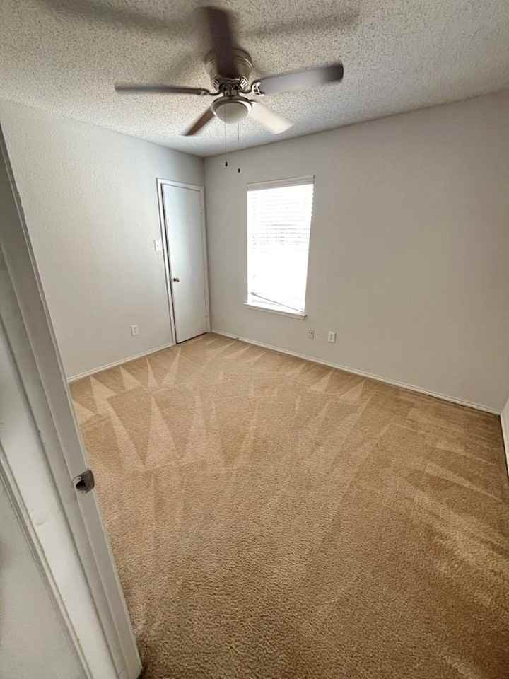 908 Crowder Dr - Photo 7 of 12