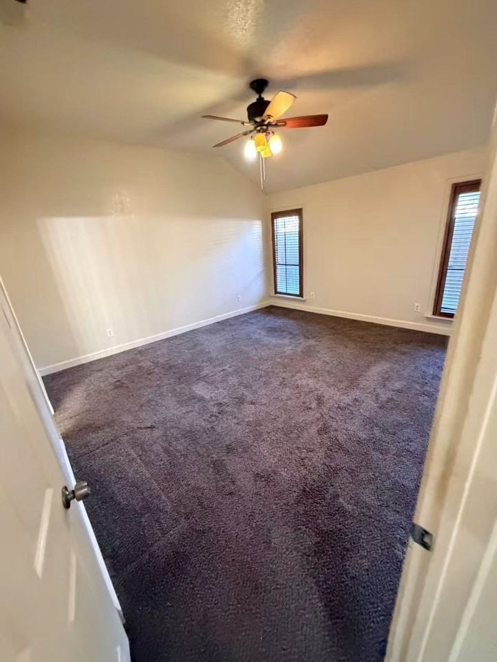 7801 Swiss Way - Photo 3 of 11