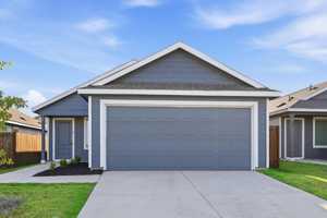 featured image of 213 Poplar Pl