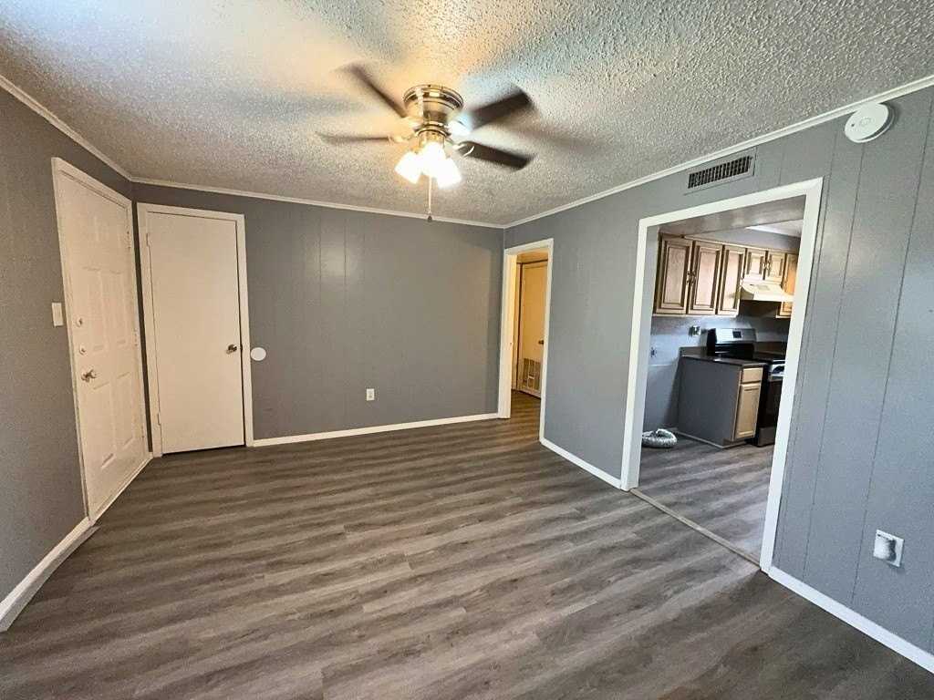 1601 Voirin Rd - Photo 2 of 18