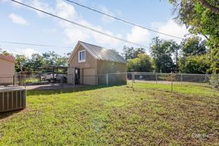 1765 N 11th St #B - Photo 1 of 1