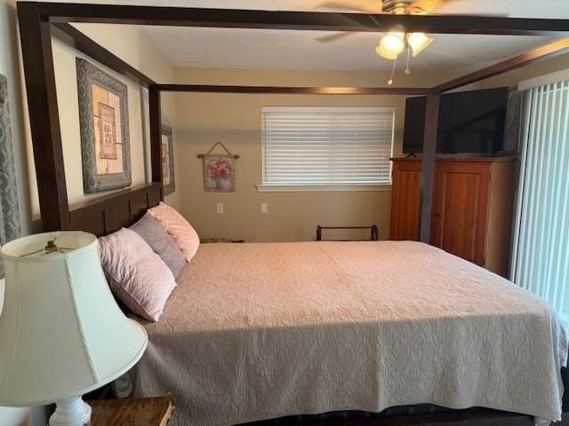 5411 Cherry Glen Ln - Photo 6 of 35