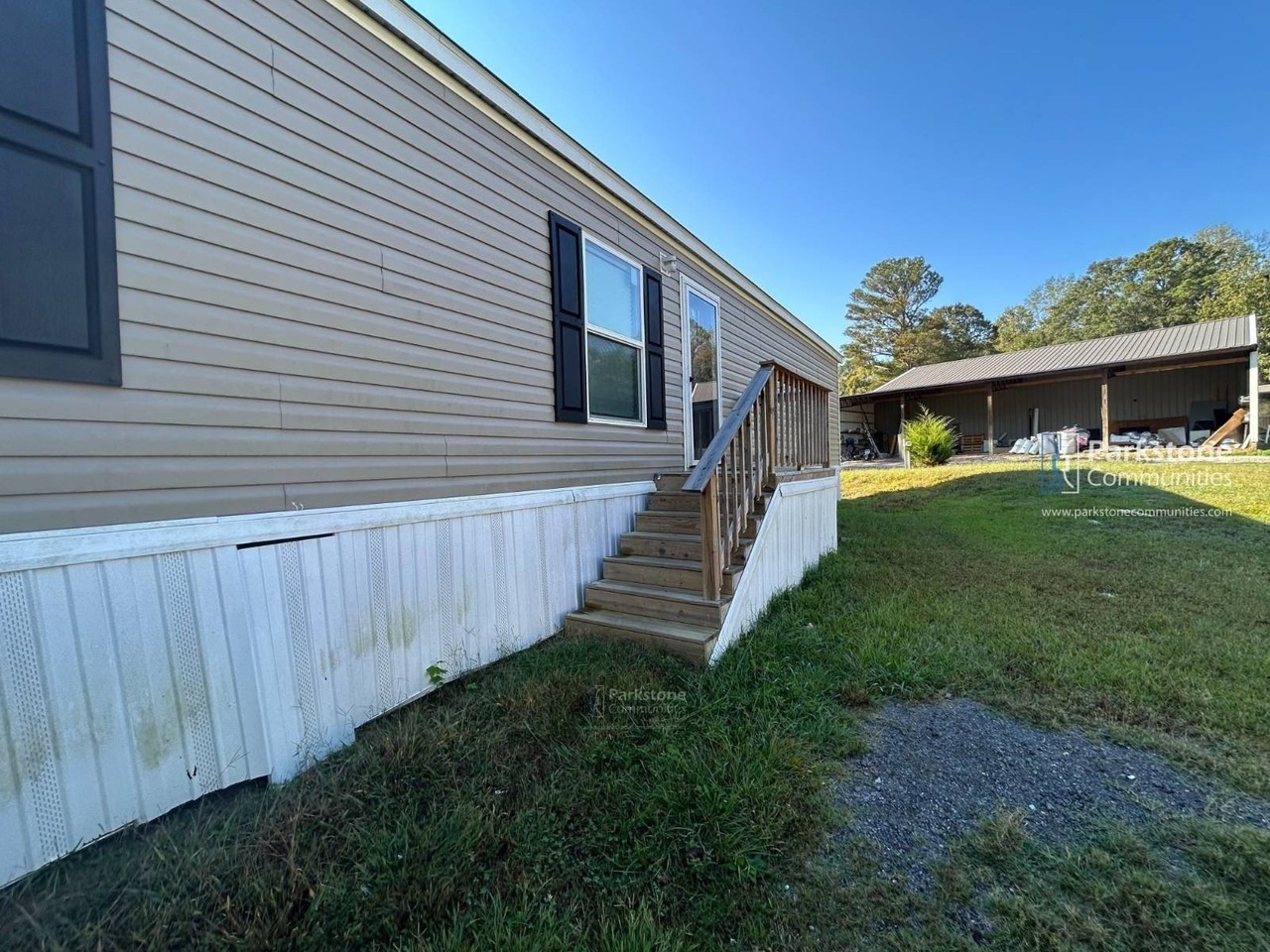 97 Autumn Ln #17 - Photo 2 of 26