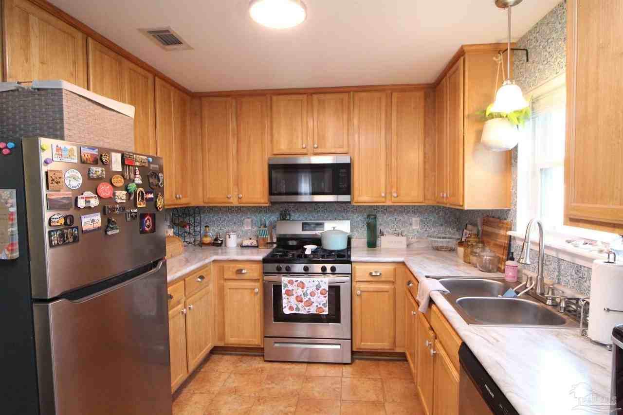 3430 W Brainerd St - Photo 7 of 18