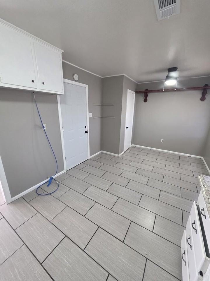 4708 Bowie Dr - Photo 7 of 26
