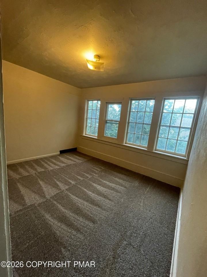 169 Tanite Rd #102 - Photo 7 of 8