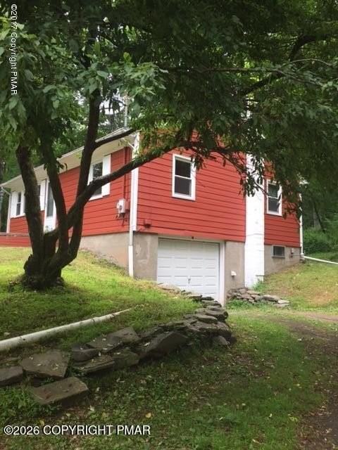 321 Spring Lake Dr - Photo 2 of 12