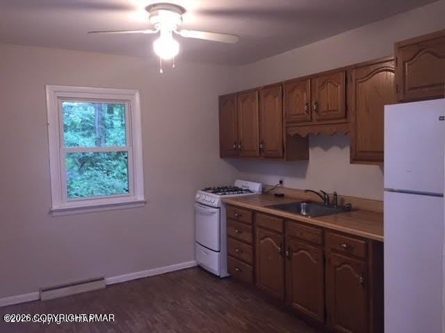 321 Spring Lake Dr - Photo 6 of 12