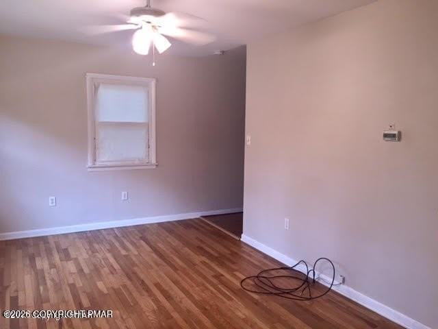 321 Spring Lake Dr - Photo 7 of 12