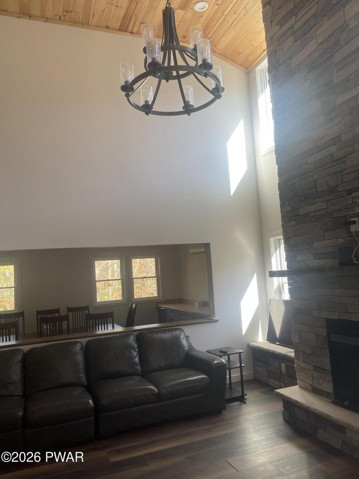 Westwood Dr - Photo 4 of 25